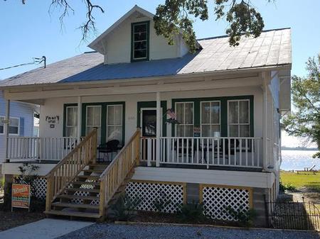 Stay in Eva Maes Cottage when you're in Cedar Key